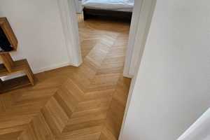 Möbliertes Zimmer in einer Villa am Frauenkopf mit Pool, Sauna, Küche mit Kochinsel – Frauenkopfstraße 47, 70184 Stuttgart – Vorschaubild 2