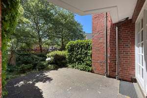 Zentral in Groß Flottbek: 3-Zimmer-Erdgeschosswohnung mit Terrasse und Balkon – Die vollständige Adresse der Immobilie erhältst du vom Anbieter., 22607 Groß Flottbek, Hamburg – Vorschaubild 9