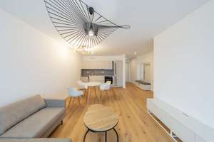 Erstklassiges Wohnen: Vollmöbliertes 2-Raum-Apartment im Neubau