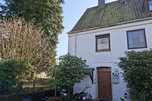Vermietetes Endreihenhaus in Itzehoe zu verkaufen – Die vollständige Adresse der Immobilie erhältst du vom Anbieter., 25524 Itzehoe – Vorschaubild 1