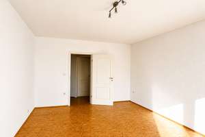 Helle 1-Zimmer-Wohnung mit EBK, Tageslichtbad und großer Terrasse – Elbestraße 21, 55122 Gonsenheim, Mainz – Vorschaubild 2