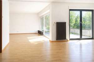 Wohnen im Grünen und doch stadtnah – großzügiges Haus in Tuttlingen – Die vollständige Adresse der Immobilie erhältst du vom Anbieter., 78532 Tuttlingen – Vorschaubild 1