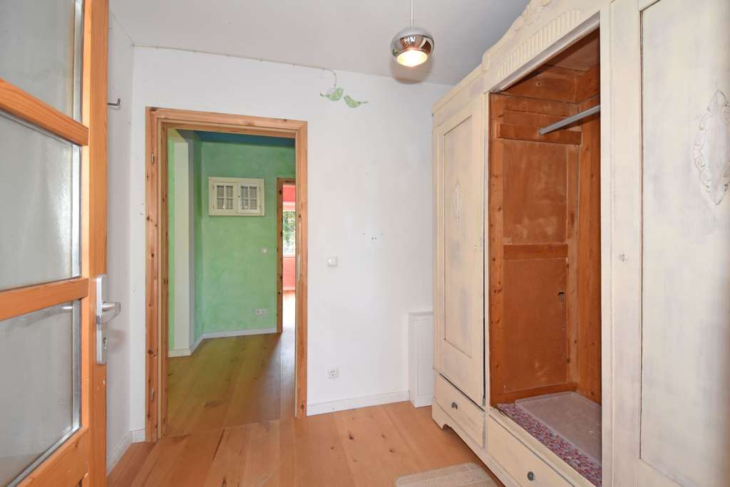 Immobilie in Aumühle - Generations-/Familienglück in der Villa Kunterbunt:  Geräumiges Einzelhaus auf 1.331 m² Grundstück - Bild 1