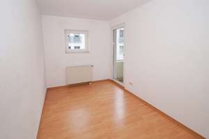 1-Zimmer-Wohnungspaket in der Nähe der Karl-Heine-Straße – Die vollständige Adresse der Immobilie erhältst du vom Anbieter., 4177 Lindenau, Leipzig – Vorschaubild 2