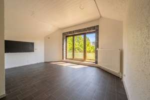 Maisonette-Wohnung in Bottrop-Stadtmitte mit Balkon – Die vollständige Adresse der Immobilie erhältst du vom Anbieter., 46236 Stadtmitte, Bottrop – Vorschaubild 4