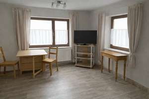 Einladendes Einfamilienhaus mit barrierefreiem Zugang, schönem Garten und Scheune – Die vollständige Adresse der Immobilie erhältst du vom Anbieter., 96155 Buttenheim – Vorschaubild 1