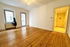 Ruhige und bezugsfreie Altbauwohnung – Leinestr. 6, 12049 Neukölln (Ortsteil), Berlin – Vorschaubild 1
