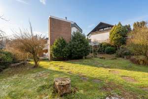 Familienglück mit Rheinblick – Großzügiges Architektenhaus mit Garten – Die vollständige Adresse der Immobilie erhältst du vom Anbieter., 55411 Bingen am Rhein – Vorschaubild 14