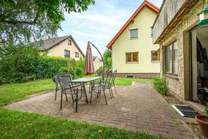 Ökonomisches EFH in Biesdorf: 5Zi, Wfl. 90qm, ca. 1.060 qm Grst., Keller, Süd-Terrasse, Garage – 12683 Biesdorf, Berlin – Vorschaubild 7