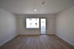 Gute Anbindung! Renoviertes Apartment mit Balkon in Wuppertal – Am Sonnenbrunnen 17, 42327 Elberfeld West, Wuppertal – Vorschaubild 3