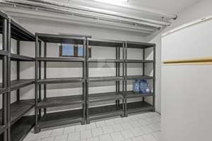 Familientraum mit Stil – großzügiges Reihenendhaus in begehrter Lage von Kissing – Die vollständige Adresse der Immobilie erhältst du vom Anbieter., 86438 Kissing – Vorschaubild 15