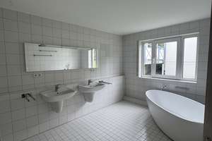 Schöne 149qm Wohnung Stgt Frauenkopf 3,75 Zimmer mit Gartenanteil – Frauenkopfstr. 25, 70184 Frauenkopf, Stuttgart – Vorschaubild 7