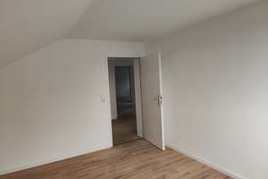 Ansprechende 3-Zimmer-Dachgeschosswohnung mit Sonnenbalkon in ruhiger Lage von Hohenlimburg! – Scheffelau 6, 58119 Hohenlimburg (Ortsteil), Hagen – Vorschaubild 12
