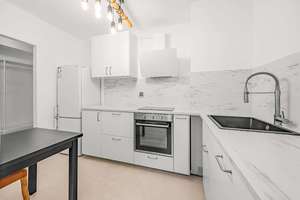 Charmantes Apartment in begehrter Maxvorstadt – urbanes Wohnen in ruhiger Lage – Die vollständige Adresse der Immobilie erhältst du vom Anbieter., 80335 Sankt Benno, München – Vorschaubild 5