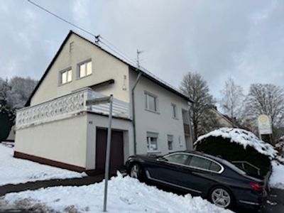 Siegen, Achenbach komplett sanierte, helle 3 ZKB Whg. ( Wärmepumpe) mit Terr. und Balkon ca. 105m²'
