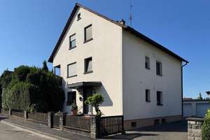 Gepflegtes Dreifamilienhaus in ruhiger Lage, Ettlingen Bruchhausen – Die vollständige Adresse der Immobilie erhältst du vom Anbieter., 76275 Ettlingen – Vorschaubild 1