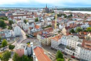 Rarität! Mit Aufzug! Großzügige Maisonette-Wohnung mit Dachterrasse in der Rostocker Altstadt – Die vollständige Adresse der Immobilie erhältst du vom Anbieter., 18055 Stadtmitte, Rostock – Vorschaubild 42