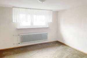 Ein- bis Zweifamilienhaus
mit Garage und Werkstatt
in Neu-Ulm/Reutti – Die vollständige Adresse der Immobilie erhältst du vom Anbieter., 89233 Neu-Ulm – Vorschaubild 26
