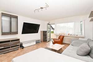 Bielefeld-Oldentrup: Zentral gelegene 2-Zimmer-Eigentumswohnung mit Balkon auf Erbpachtgrundstück! – Die vollständige Adresse der Immobilie erhältst du vom Anbieter., 33719 Heepen, Bielefeld – Vorschaubild 2