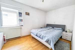 Mit dieser Anzeige könnte der Weg zum Hausbesitzer inkl. Einliegerwohnung für Sie beginnen! – Ludwigsburg (Kreis) – Vorschaubild 16