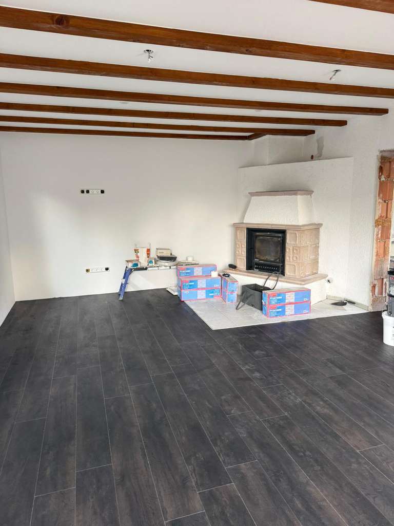 Immobilie in Staufen im Breisgau - Einfamilienhaus mit Einliegerwohnung und  Doppelgarage in Staufen im Breisgau (Wettelbrunn) - Bild 3