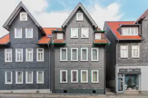 Doppelhaushälfte zur flexiblen Nutzung in der historischen Altstadt von Goslar – Goslar (Kreis) – Vorschaubild 1