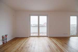 Wohnen mit Weitblick: Hochwertige 4-Raum-DG-Wohnung mit Balkon, auf Wunsch mit EBK