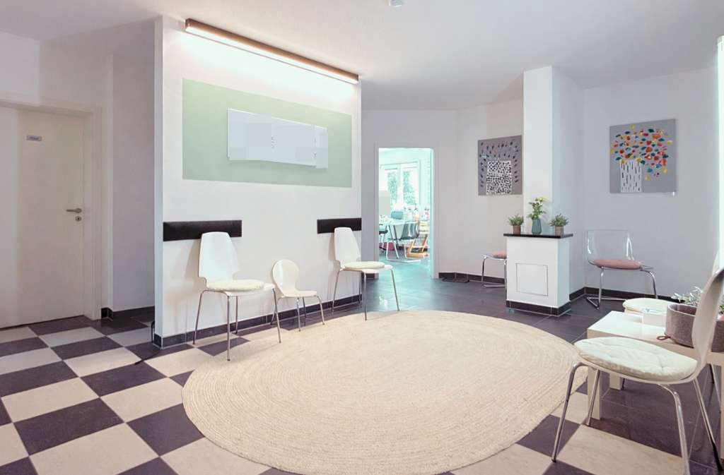 Immobilie in Heroldsberg - Wohn- & Geschäftshaus in Heroldsberg – voll vermietet mit 10 Stellplätzen & großem Grundstück - Bild 3