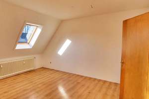 Attraktives Zweifamilienhaus in naturnaher Lage von Bad Iburg – Die vollständige Adresse der Immobilie erhältst du vom Anbieter., 49186 Bad Iburg – Vorschaubild 3