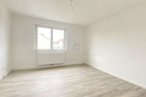 TOP renovierte 3 ZKB, ca 100 qm, Balkon + Atelier mit WC im DG, Garten, Garage, IN-Nord, Nähe TÜV – Die vollständige Adresse der Immobilie erhältst du vom Anbieter., 85055 Nordost, Ingolstadt – Vorschaubild 10