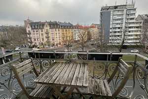 3-Zimmer-Altbauwohnung mit Balkon und Einbauküche - Top-Lage Nordend-Ost – Rothschildallee 41, 60389 Frankfurt am Main – Vorschaubild 12