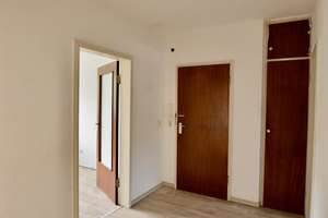 Großzügige 5-Zimmer-Eigentumswohnung mit Balkon, Garage und außergewöhnlichem Grundriss – Fontanestraße 3, 33100 Kernstadt, Paderborn – Vorschaubild 3