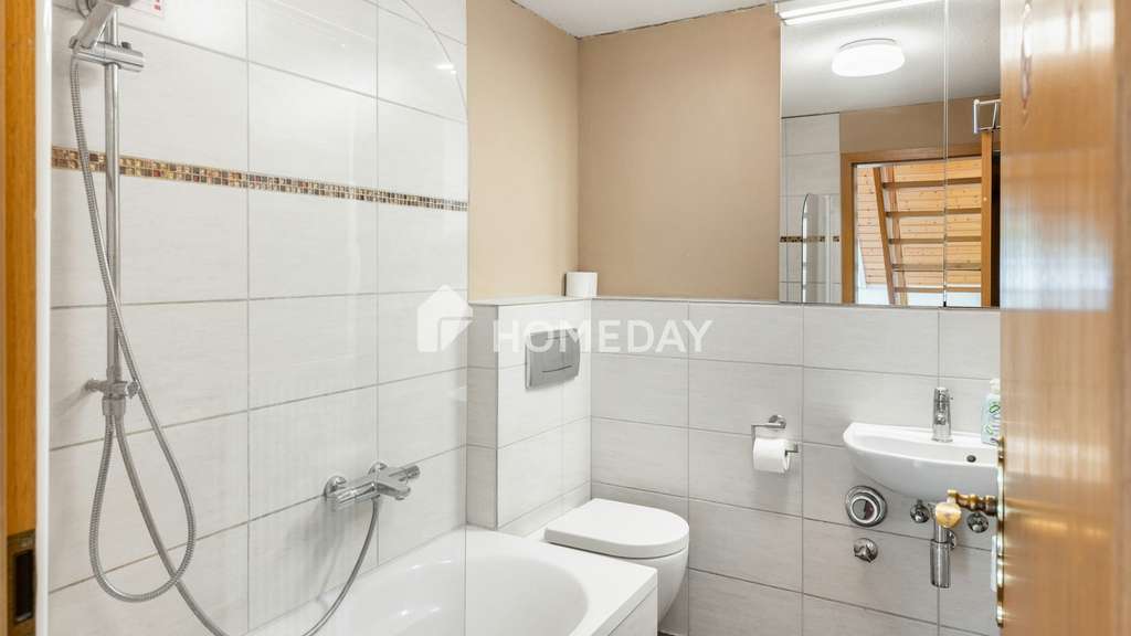 Immobilie in Eimeldingen - Maisonette mit Weitblick und drei Freisitzen - Bild 4