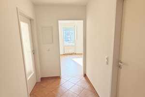Schick renoviert - sofort einziehen – München – Vorschaubild 4