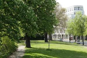 Stilvolle komplett möblierte Wohnung im Diplomatenviertel – Von-der-Heydt-Str. 1, 10785 Tiergarten, Berlin – Vorschaubild 33