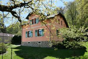 Zwischen Weinberg und Waldrand – Villa mit 3.000 m² Ruhe in Radebeul – Die vollständige Adresse der Immobilie erhältst du vom Anbieter., 1445 Radebeul – Vorschaubild 9