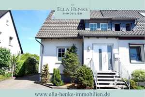 Schöne, gepflegte Doppelhaushälfte mit idyllischem Garten, Keller + Carport. – Wolfsburg – Vorschaubild 1