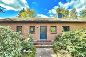 Entspannter Wohlfühl-Bungalow mit großer Garage und liebevollem Erholungsgarten für alle Generati – Die vollständige Adresse der Immobilie erhältst du vom Anbieter., 29571 Rosche – Vorschaubild 1