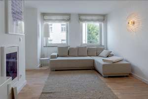 Möbliert: Voll möblierte Balkonwohnung – Die vollständige Adresse der Immobilie erhältst du vom Anbieter., 80801 Neuschwabing, München – Vorschaubild 1
