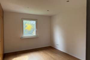 Familienfreundliches Einfamilienhaus mit 6 Zimmern in Erlangen – Lärchenweg 15, 91058 Tennenlohe, Erlangen – Vorschaubild 15