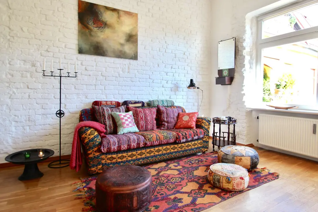 Liebhaberstück im Boho-Vintage-Style in begehrter Toplage - Rarität in denkmalgeschütztem Altbau — photo 2