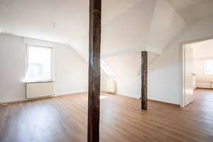 Renovierte Dachgeschosswohnung mit Einbauküche und Fernblick in Bielefeld Mitte – Die vollständige Adresse der Immobilie erhältst du vom Anbieter., 33602 Mitte, Bielefeld – Vorschaubild 5