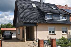Sehr gepflegtes Einfamilienhaus mit Doppelgarage und schönem Grundstück – Osterode am Harz (Kreis) – Vorschaubild 1
