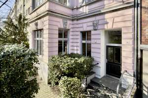 Sanierte Luxus Altbau Wohnung in Flingern-Nord mit Terrasse 