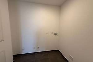 Penthouse-Flair mit großzügiger Sonnenterrasse, Licht, Raum und traumhaftem Ausblick! – Die vollständige Adresse der Immobilie erhältst du vom Anbieter., 80809 Am Riesenfeld, München – Vorschaubild 11