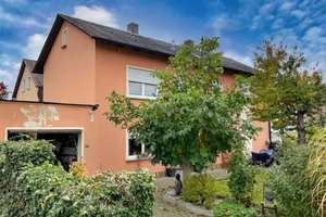 Wohnhaus in guter Lage in Schwandorf! – Die vollständige Adresse der Immobilie erhältst du vom Anbieter., 92421 Schwandorf – Vorschaubild 3
