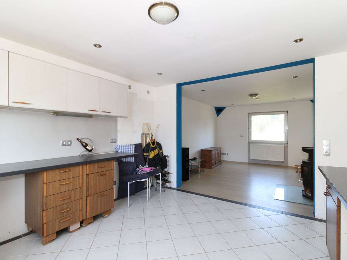 PROVISIONSFREI: Traditionelles Zuhause mit Ausbaureserve in Eiterfeld-Ufhausen, Fulda Kreis – Bild 4