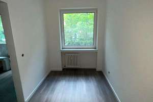 Top-renovierte Zwei-Zimmer-Wohnung in Heerdt – Ardennenstraße 20, 40549 Heerdt, Düsseldorf – Vorschaubild 13