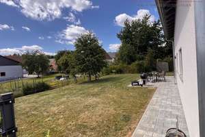 Moderne Eleganz trifft Energieeffizienz – Kampa KfW 40+ EFH mit Photovoltaik und Luxusausstattung – Die vollständige Adresse der Immobilie erhältst du vom Anbieter., 91230 Happurg – Vorschaubild 44