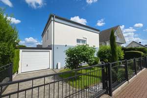 Moderne Bien-Zenker Stadtvilla mit Wintergarten, Wärmepumpe und großem Garten in Langenselbold! – Die vollständige Adresse der Immobilie erhältst du vom Anbieter., 63505 Langenselbold – Vorschaubild 21